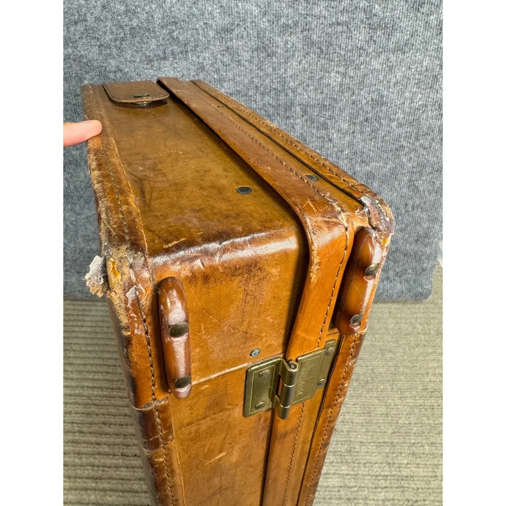 Hartmann Luggage Vintage Tan Belting Leather Briefcase Attache Brass Lock Case